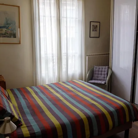 Duplex Avec Jardin A Deux Pas De Paris Вилла Ванв
